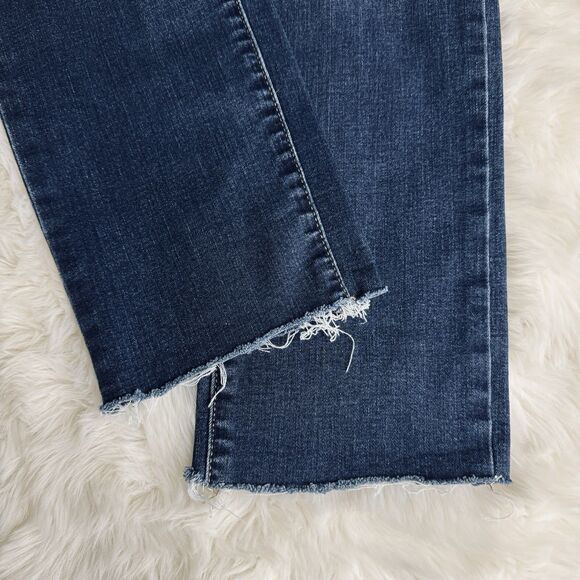 Apt 9 Straight Jeans 10 (31x27.5) Blue Super Stretch Distressed Denim Womens - Picture 7 of 9